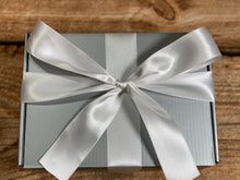 Load image into Gallery viewer, Organic Tea Gift Box, Birthday Gift for Dad, Mom, Sister, Daughter, Friend, Tea Gift Box for Him, Tea Gift box for her