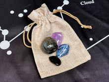 Load image into Gallery viewer, Pisces Zodiac Crystal Set, Pisces Birthstones Crystal Set, Pisces Crystals, Pisces Crystals in Wood Box, Pisces Gemstone Set, Crystal Pisces