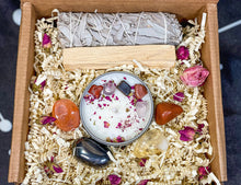 Load image into Gallery viewer, Aries Crystals Gift Set, Aries Crystals Box, Aries Crystal Set, Aries Crystal Box, Crystals for Aries, Aries Gemstones, Aries Candle