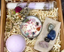 Load image into Gallery viewer, Pisces Crystals Set, Crystals for Pisces Gift, Pisces Birthstones, Pisces Crystal Box, Pisces Crystals, Gemstones for Pisces