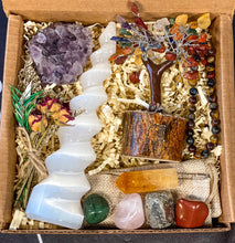 Load image into Gallery viewer, Taurus Crystal Gift Box, Deluxe Taurus Crystal Set, Large Crystal Set for Taurus, Taurus Gift Set, Large Taurus Gift Box, Deluxe Taurus Gift