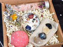 Load image into Gallery viewer, Scorpio Crystals Gift Set, Scorpio Crystal Box, Scorpio Birthstones Set, Scorpio Stones Set, Scorpio Crystals Kit, Crystal Set for Zodiac