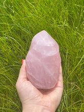 Load image into Gallery viewer, Large Rose Quartz Flame, Rose Quartz Flame 585 grams/1 lb 4 oz, Rose Quartz Spiral, Standing Rose Quartz