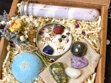 Load image into Gallery viewer, Aquarius Crystal Gift Set
