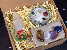 Load image into Gallery viewer, Crystal Kit Box, Healing Crystal Kit, Birthday Crystal Box, Happy Birthday Gift Crystal Set, Birthday Gift Stone, Birthday Box Crystals
