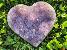 Load image into Gallery viewer, Large Amethyst Heart, Purple Amethyst Geode Heart, 1.8 lbs Amethyst Heart, Amethyst Cluster Heart, Crystal Cluster Heart, Brazil Amethyst