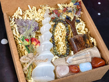 Load image into Gallery viewer, Cancer Crystal Gift Set, Deluxe Cancer Gift Box, Cancer Birthstones Set, Large Zodiac Gift Box with Crystals, Cancer Crystal Kit