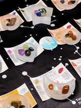 Load image into Gallery viewer, Zodiac Crystal Set, Zodiac Crystals, Crystals for Birthday Gift, Zodiac Crystal Box, Leo Birthstones, Zodiac Gemstones Kit, Zodiac Stone Set