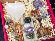 Load image into Gallery viewer, Aquarius Deluxe Zodiac Crystal Set