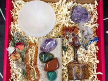 Load image into Gallery viewer, Virgo Deluxe Crystals Set, Virgo Crystals Box, Virgo Crystals Kit, Crystals for Virgo, Virgo Stones, Virgo Birthstones Set, Virgo Gift Set