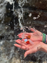 Load image into Gallery viewer, Cancer Crystal Spa Gift Box, Cancer Crystals, Crystal Gift Box, Relaxing Birthday Box, Crystals Spa Set, Birthday Spa Gift Basket, Zodiac