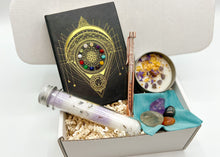 Load image into Gallery viewer, New Moon Ritual Kit, Full Moon Kit, New Beginnings Kit, Manifestation Box
