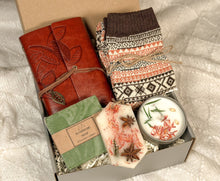 Load image into Gallery viewer, Bridesmaid Proposal, Bridesmaid Gifts, Will You be My Bridesmaid?