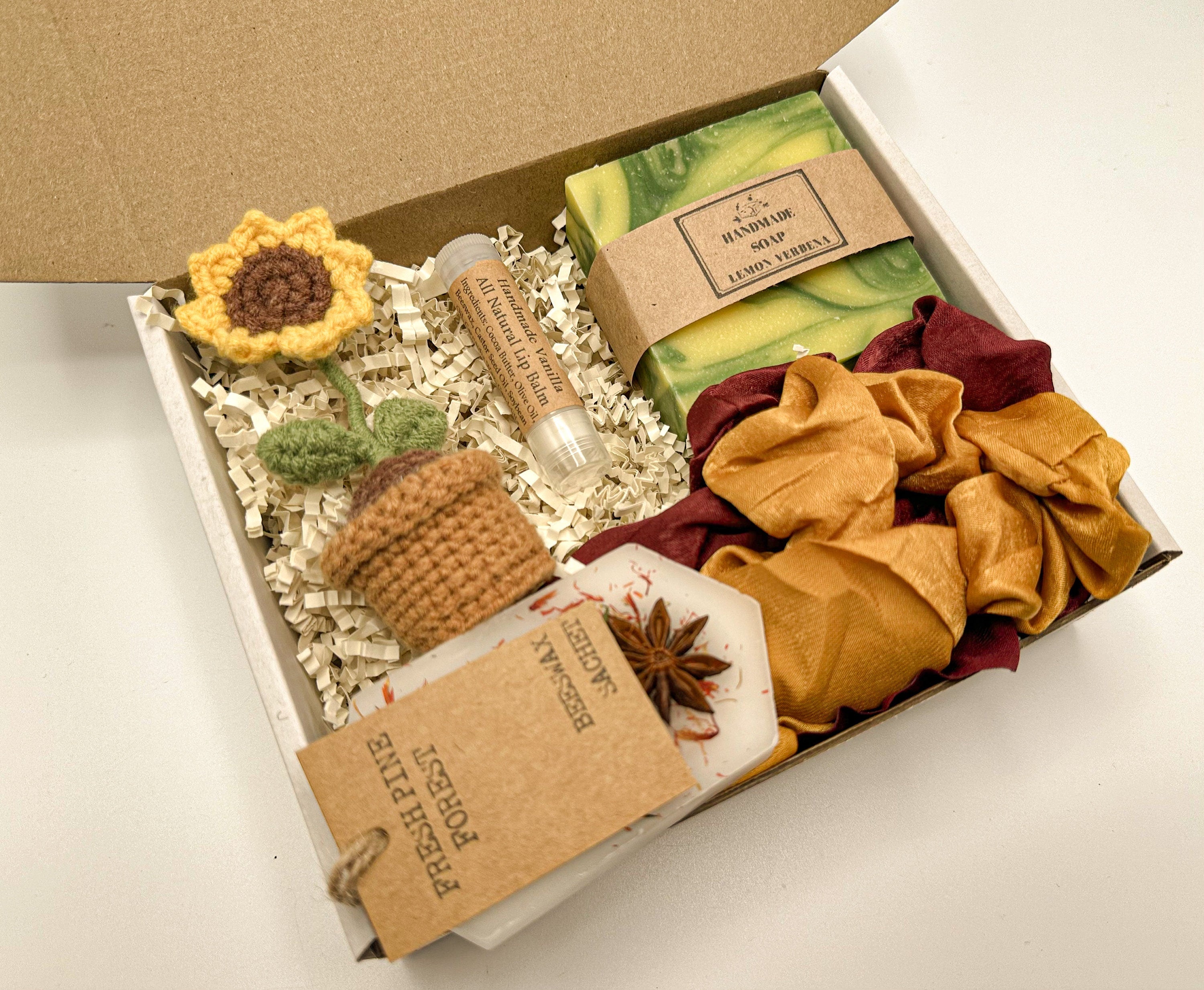 Womens Birthday Gift, Birthday Gift Box, Sister Birthday Gift, Birthday Gift Basket, Happy Birthday Box, Best Friend Birthday