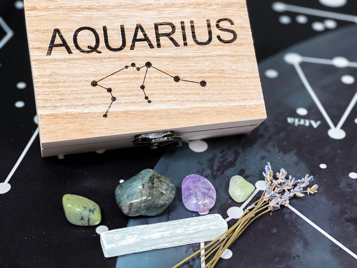 Aquarius Crystal Set, Aquarius Gift Box with Gemstones