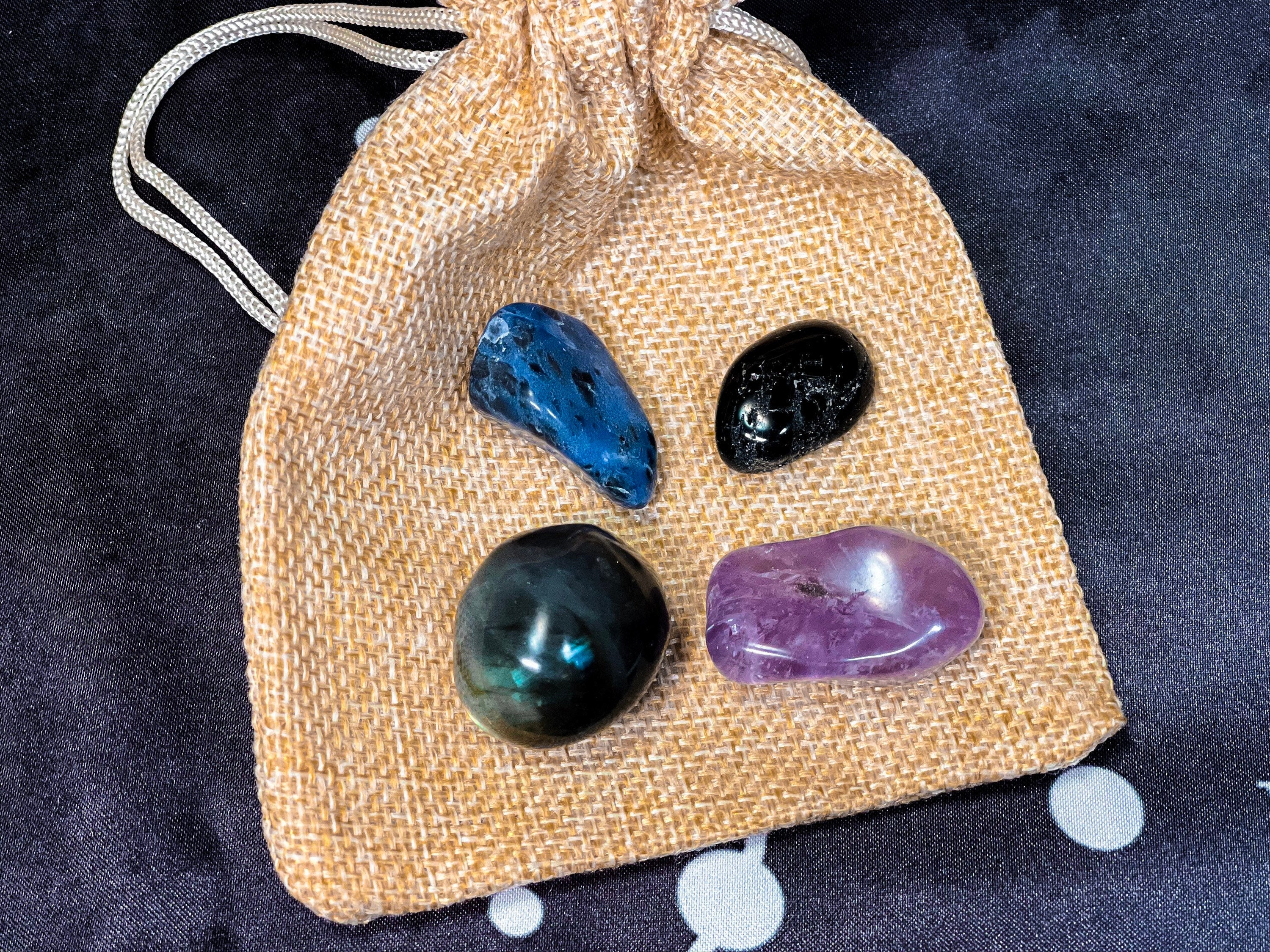Pisces Crystal Set, Pisces Crystals Wooden Box, Wooden box for Pisces with Crystals, Crystals for Pisces, Pisces Crystals