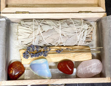 Load image into Gallery viewer, Cancer Crystal Box, Cancer Crystals Set, Crystals for Cancer in a Wood Box, Zodiac Wood Box, Zodiac Crystals, Cancer Custom Crystal Set
