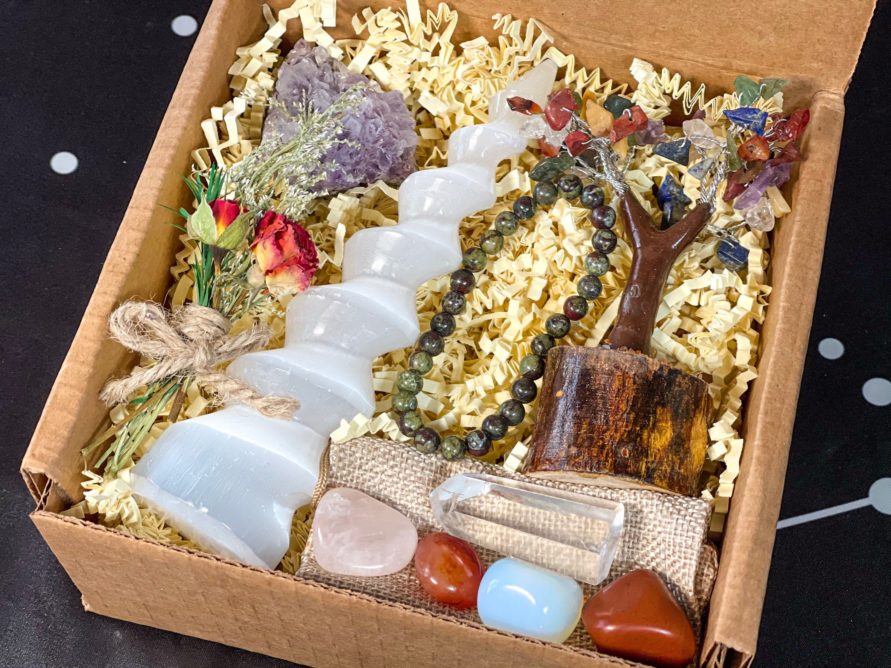 Cancer Crystal Gift Set, Deluxe Cancer Gift Box, Cancer Birthstones Set, Large Zodiac Gift Box with Crystals, Cancer Crystal Kit
