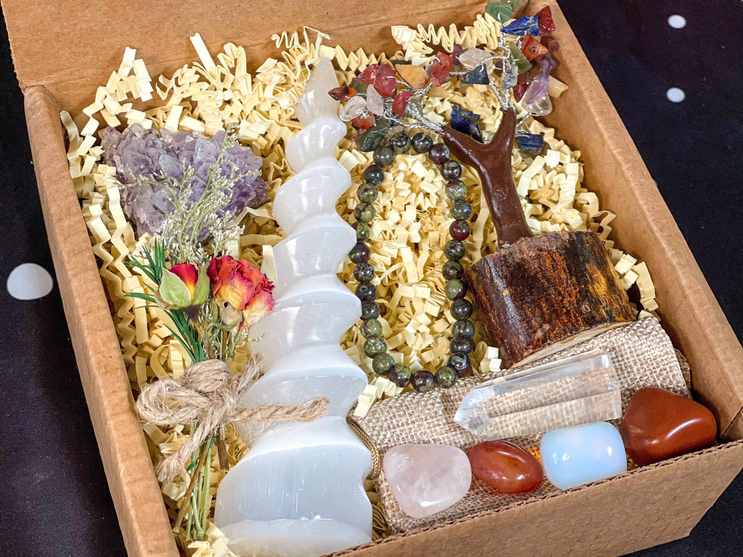 Cancer Crystal Gift Set, Deluxe Cancer Gift Box, Cancer Birthstones Set, Large Zodiac Gift Box with Crystals, Cancer Crystal Kit