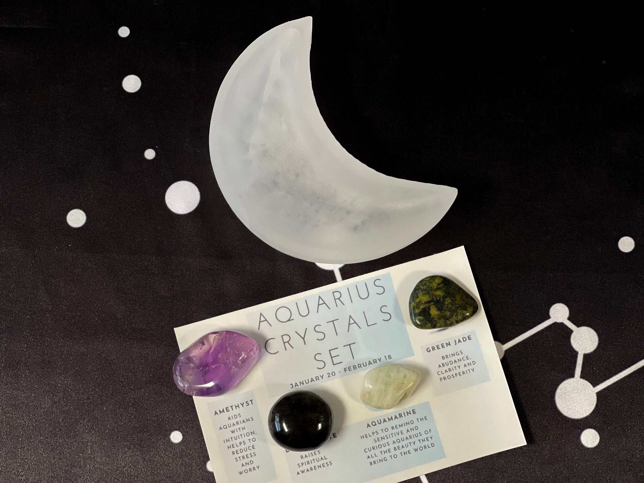 Aquarius Crystals Zodiac Set with Birthstones