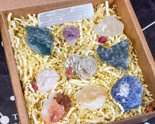 Load image into Gallery viewer, Raw Crystals Kit, Beginners Crystals Set, 10 Piece Stones Gift Box
