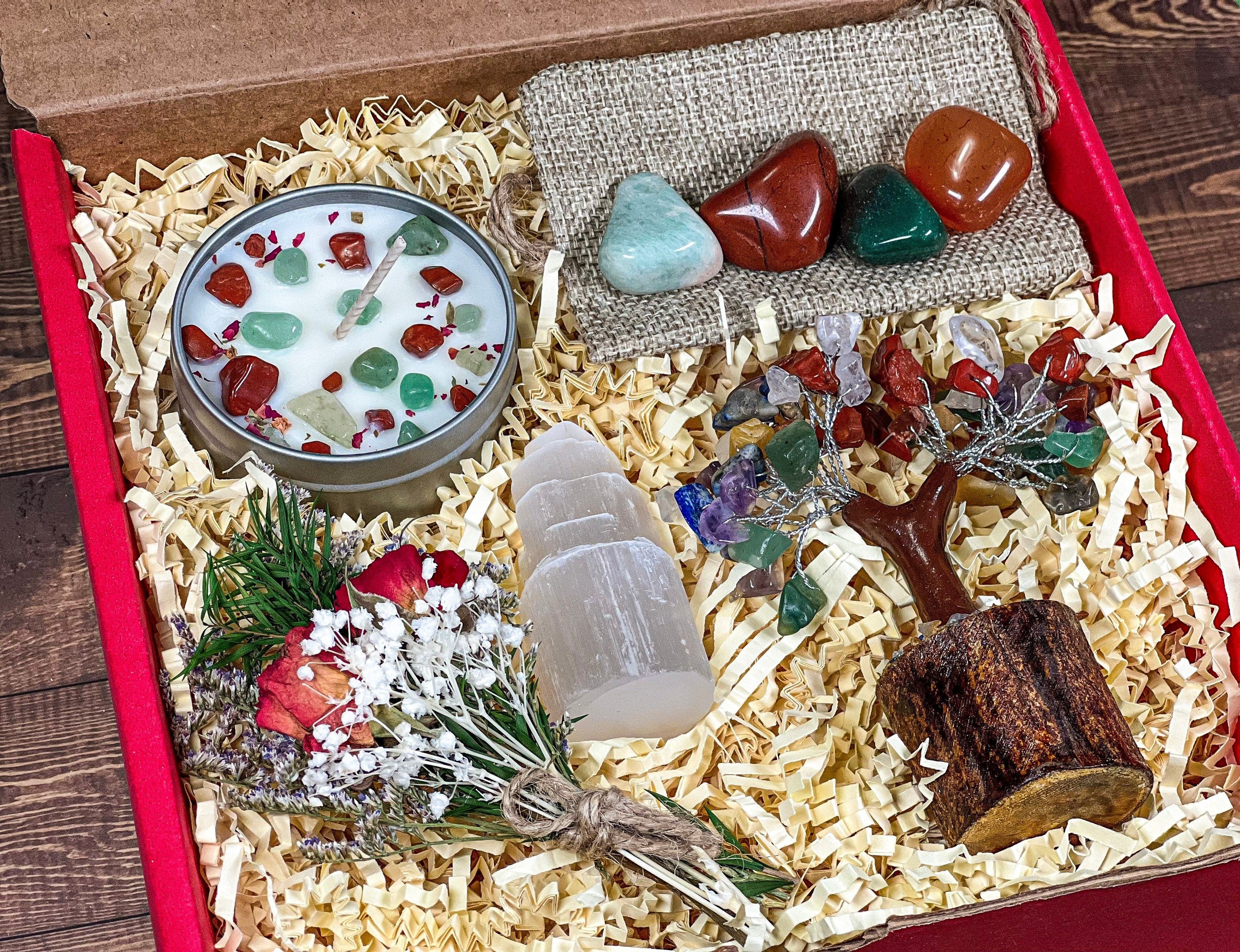 Merry Christmas Crystal Gift Box, Christmas Gift Set with Crystals, Crystals Holidays Box
