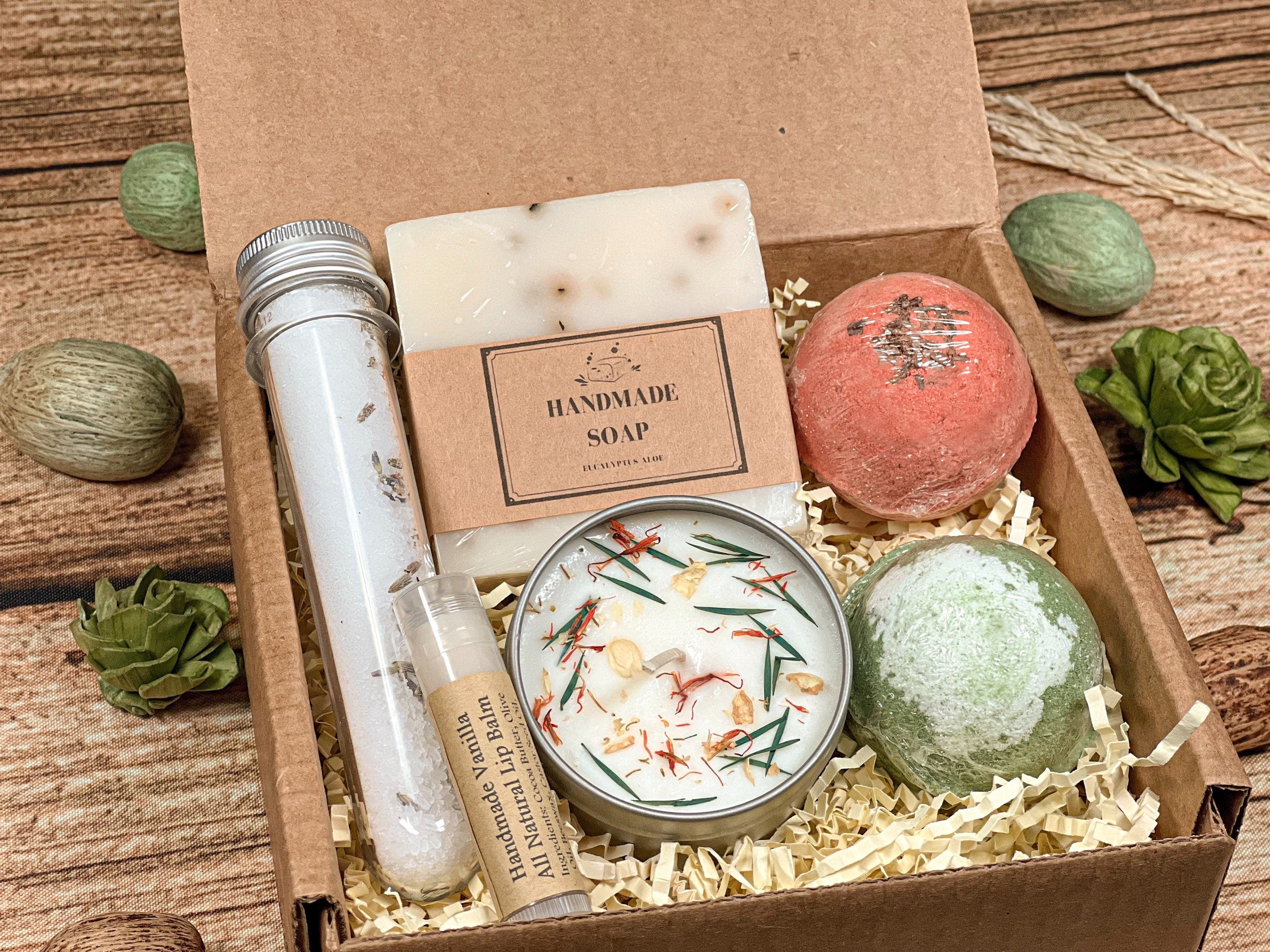 Hygge Christmas Spa Gift Box, Christmas Gift Box for Sister